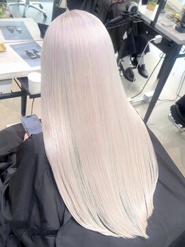 ロイス 神宮前(ROIS) ケアブリーチ/ミルクティーベージュ/髪質改善トリートメント/