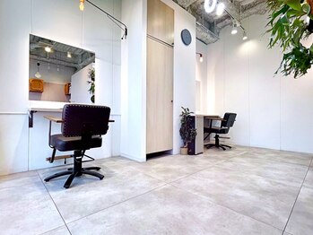 ロジ イン トゥバレー(LOWG in TOWVALLEY)の写真/お客様一人ひとりを大切に、丁寧なカウンセリングで髪の悩みや希望のスタイルを汲み取り理想を叶えます♪