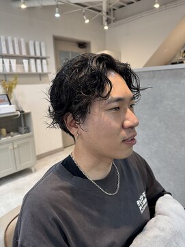 カルム(calmost) くるくるセンターパート