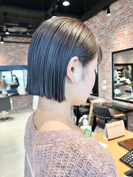 オーガニック アトリエ 大宮(organic+atelier) 冬◎小顔ミニボブ×ぱつっとライン黒髪で20代30代に