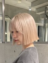 ヲタク(wotaku.)&nbsp;ホワイトミルクティー切りっぱなしボブトリプルカラーハイトーン