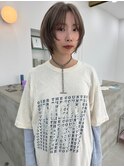 ショートレイヤー × グレージュ
