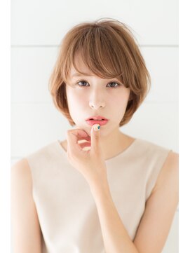 ルミナ オーガニックヘアー(LU3NA organic hair) 前髪長めのショート×ワンカールで大人フェミニン