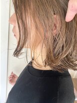 キセツ(ki se tsu)&nbsp;ちょこっとインナーカラーで耳かけ美人