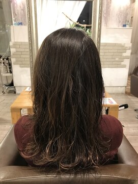 ウィービーパセリ atre川越店(WE BE PARSLEY) 波巻きゆるウェーブ　担当　菊池健一郎