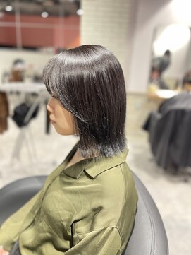 リーオオサカ(Lee Osaka) 【Lee大阪店】切りっぱボブ×ダークトーン/新出