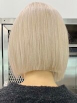 ウィコ 新宿(WICO)&nbsp;ホワイトベージュ[新宿駅/ボブウルフ/ダブルカラー/小顔]