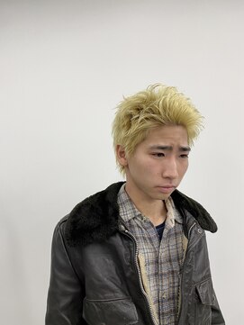 アウラ 小矢部店(AULA) ブロンドスパイキー