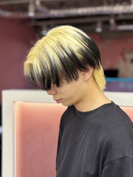 ダズリングディア(Dazzling Deer) 抜きっぱなしブロンド/ハイトーン/メンズ/MEN'S HAIR/裾カラー