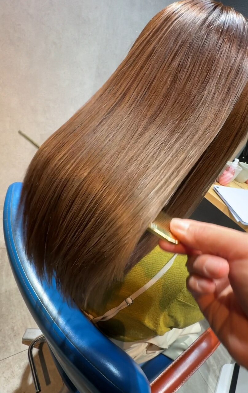 【カットカラーコース】カット+イルミナカラー\11.000 美発色×艶感カラー