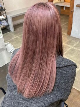 ビスクヘアデザイン(bisq hair design) ピンクブラウン　艶髪　髪質改善　韓国風　顔まわり　顔周り