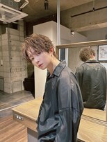 メンズココ メンズパーマ 韓国ヘア 日本橋店(MENS COCO)&nbsp;全シーズンおすすめツイストスパイラルパーマセンターパート