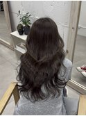 赤みなし◎ オリーブベージュの上品レイヤースタイル