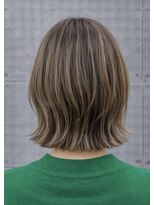 リトマス 二子玉川(litmus)&nbsp;グレイカラー/シャドールーツ/艶髪/60代/シャンパンベージュ