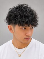 ノイセルヘアー(Noisyle Men's hair) リバースセンターパート/ニュアンスパーマ/ダウンバング/MEN'S