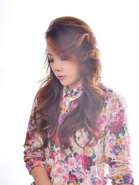 コンセプトラグ(concept RAG) ロングカールスタイル