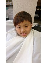 サンテリア(santeria) ライン入り2ブロックな小学生カット