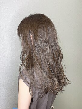 アルティナ(artina) ニュアンスロング×ヌーディベージュ 【artina町田】