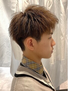 ザ サードヘアー 柏(THE 3rd HAIR) 横顔ツーブロックショート