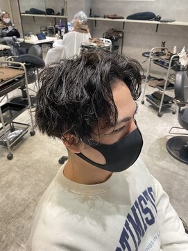 アンダーバーホワイト(_WHITE) センターパート