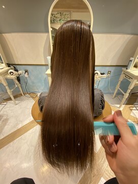 ロンドルーチェ 心斎橋(Lond luce) ダークアッシュ/ミディアムレイヤーカット［髪質改善/縮毛矯正］