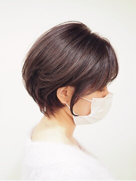 ビュートリアム 梅田(BEAUTRIUM) ショートボブ/耳かけショート/丸みショート/30代/40代/50代/梅田