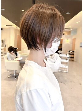 ヴィサージュタイム(VISAGE thyme) 大人丸みショートボブ/丸みショート/耳掛けショート/ベージュ