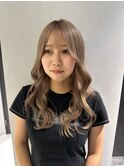 ミルクティーベージュ/ハイトーンカラー/レイヤーカット