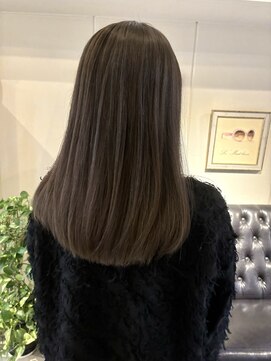 ヘアーデザイン シュシュ(hair design Chou Chou by Yone) 透明感カラー/ハイライト/オリーブカラー/グレージュ/天神大名