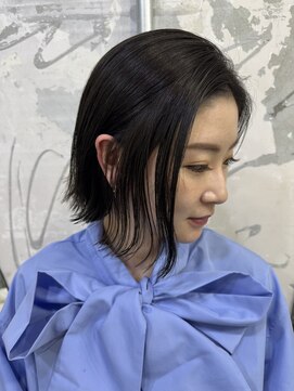 サル(saru) #切りっぱなしボブ × #ダークグレージュ