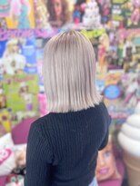 ドール(Doll)&nbsp;perl white