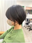 ショート/イヤリングカラー/丸みショート