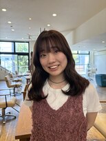ワイビー ガーデンヴィラ店(y.be garden villa)&nbsp;艶髪イルミナカラー×ゆるふわくびれ巻き