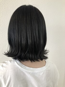 ダブル(W) 外ハネボブ 濃厚ダークグレー