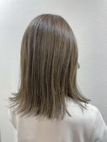 ライトリー 川口(Lightly) モノトーングレージュ ブリーチ無し