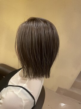 エリス ウメダ(Eliss umeda) 立体感ハイライト×人気グレージュ