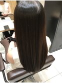 《髪質改善》自然にしなやかな縮毛矯正
