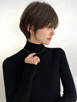 アンド ストーリーズ(&STORIES)&nbsp;前髪あり耳掛け丸みくびれショートボブ20代30代40代50代（蘭）