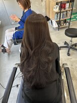 ラック(LUCK)&nbsp;レイヤーぱっつん前髪ステップボーンカットシルキー船橋/韓国