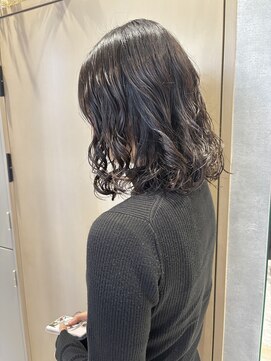 トマト(TOMTO) 【RYOHEI】ボブパーマ_コテ巻き風_ニュアンスパーマ_ボブルフ