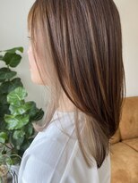 エルフゥ(Elle fou)&nbsp;インナーカラー　シルバーカラー　フェイスレイヤー