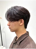 毛流れセンターパートニュアンスパーマカルマヘアメンズパーマ