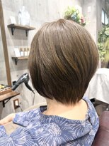 マユリ 相模大野(Mayuri)&nbsp;40代50代 大人女性の丸みショートボブ