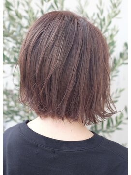 モカ ヘアーデザイン(moca HAIR DESIGN) ほんのりピンクブラウンの外ハネボブ