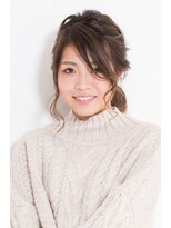 カリン (carin)&nbsp;前髪マロンベージュイヤリングカラー[川崎駅/インナーカラー]