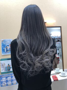 ビーボーン(Be Born) グレー系カラー