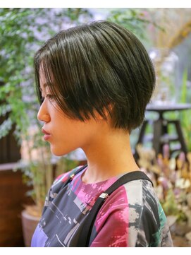 ゴエン ヘアーデザイン(goen hair design) ショートボブ＆ダークグリーン