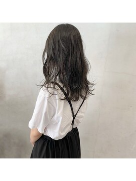 ミント(mint) スモーキーな暗髪グレー！赤み除去！