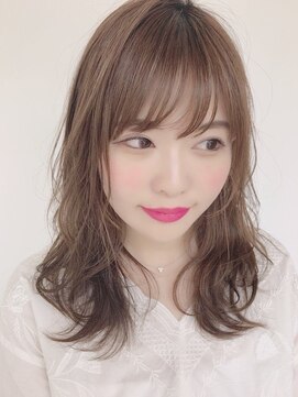 シウ 天王台(shiwu) shiwu小顔おくれ毛グレージュ