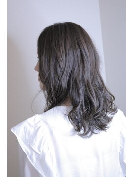 ヘアーサロンアンドユウ(hair salon&YOU.) 艶感カーキベージュ